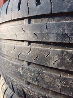 Continental 215/55 R17 - 6