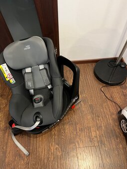 Autosedačka BRITAX RÖMER Dualfix Pro M 61-105 cm - 6