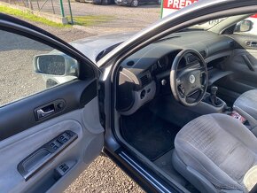 VW Passat 1.9TDi 96kW 4Motion - 6