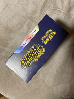 Pokemon Surging Sparks ETB - 6