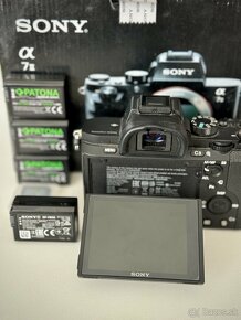 Sony A7 II + extra batérie a nabíjačka + 32Gb SanDisk - 6