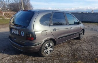 Predám Renault Scenic - 6