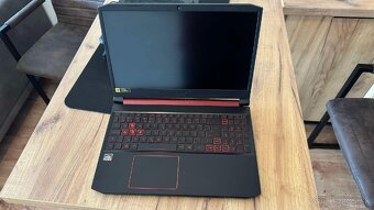 Herny Acer NITRO 5 - 6