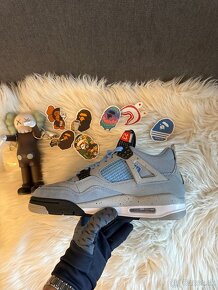 Jordan 4 - 6