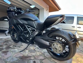 DUCATI DIAVEL DARK EDITION 2018 - 6