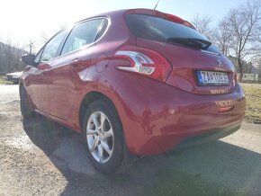 Peugeot 208 1.2 benzín - 6