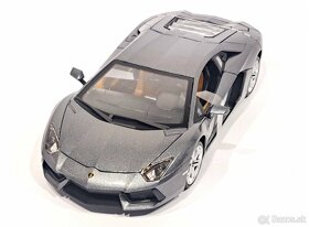 1:18 Bburago Lamborghini Aventador LP700-4 - 6