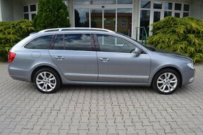 ŠKODA SUPERB COMBI II 2.0 TDI ELEGANCE, NAVI, ŤAŽNÉ, XENÓNY - 6