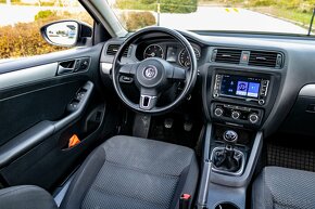 VW Jetta 1,6 TDI 77kW (parkovacia kamera, tempomat, Android) - 6