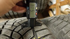 Zimné Goodyear Ultragrip Perfomance 215/60/16 99H - 6