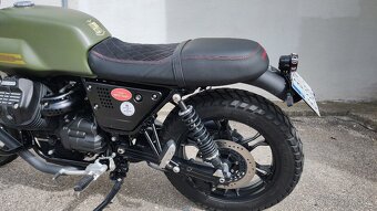 Moto Guzzi V7 III Stone - 6