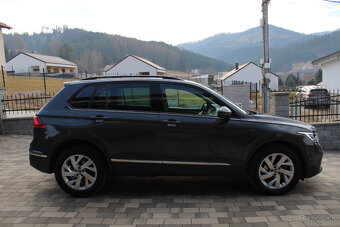 Volkswagen Tiguan 2.0 TDI EVO Elegance 4Motion DSG, 1.majite - 6