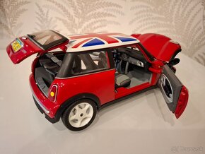 Bburago 1:18 KIT Mini Cooper - 6