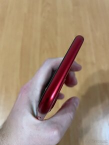 iPhone 11 ProductRED - 6