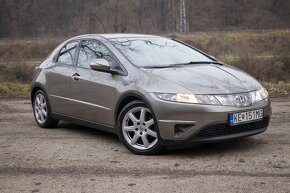 Honda Civic 8g 1.8 i-VTEC automat - 6