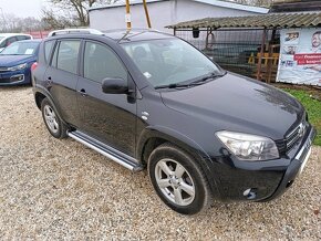 Toyota Rav4 2011, 2.2D-4D 4X4 LOCK 1. Majiteľ - 6