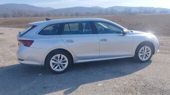 ŠKODA OCTAVIA 4 combi 2.0 TDI STYLE - 6 st. manual - 6