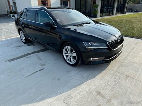 Škoda Superb Combi 2.0 TDI DSG - 6