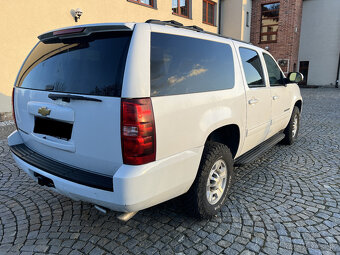 Chevrolet Suburban 2500 Heavy Duty - 6.0 V8, rok 2012, 4x4 - 6