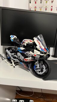 BMW M1000 RR (podobné ako lego) - 6