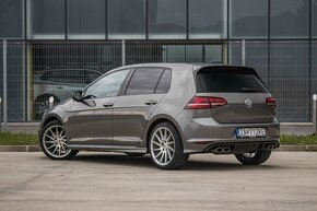 Volkswagen Golf R-Line - 6