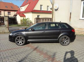 Audi A3 2.0TDI 103kW 2010 169349kmSPORTBACK 1.MAJITEL - 6