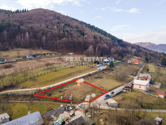 STAVEBNÝ POZEMOK S KRÁSNYM VÝHĽADOM - 945 M2 - MILOCHOV - 6