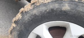 Predám pneu trakker 265/65r17 - 6