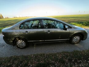 Honda Civic sedan 1.8 I-VTEC - 6