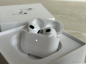 Apple AirPods 3 (nové, neaktivované) - 6