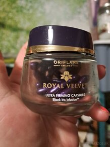 Spevnujuce kapsuly Royal Velvet Oriflame/nočný krém 8e - 6