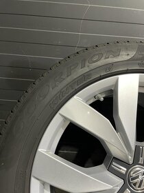 285/45R20 Pirelli Scorpion Volkswagen Touareg - 6