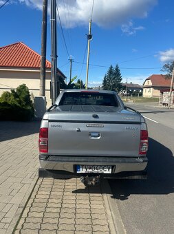 Toyota Hilux 3.0-4D - 6