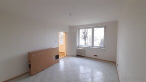 Na predaj 1 izbový byt, 39m2, sídl. P.O. Hviezdosla - 6