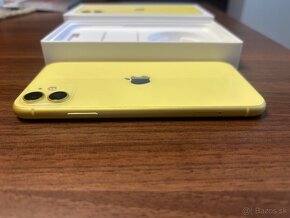 iPhone 11 64Gb Yellow - 6