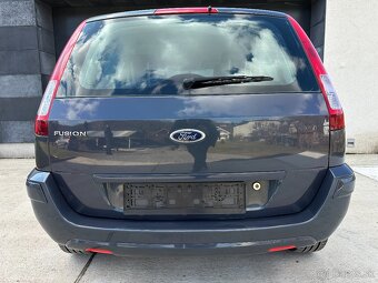 Ford Fusion 1.4i 16V 58kW r.v 2011 - 6