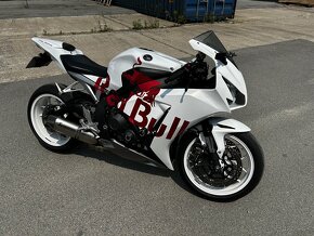 Honda CBR 1000 RR - 6