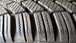 ZIMNÉ 205/55 R16 91H 4 ks CONTINENTAL cca 6-7mm LEN 30-€/kus - 6