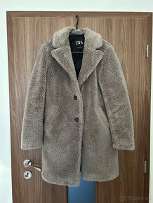 KRÁSNY TEDDY KABÁT značky ZARA, PC 99,95 EUR - 6