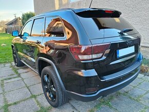 Jeep Grand Cherokee WK2 - 6