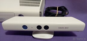 Biely XBOX 360 SLIM 4GB aj s kinectom - 6