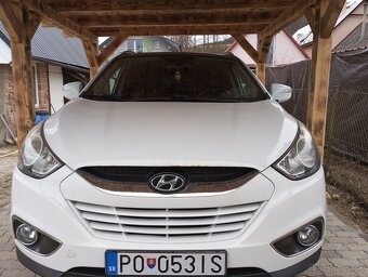 Predám Hyundai ix35 2.0 44 - 6