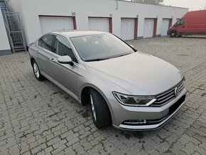 Volkswagen Passat 1.6 TDI M6 Comfortline DVD ACC Kamera R16 - 6