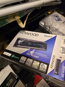 Kenwood kdc x5200bt - 6