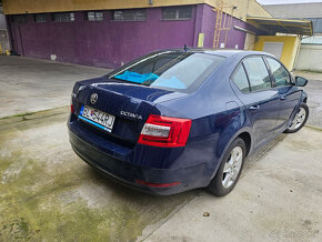 Škoda Octavia 1.6 TDI 85kW DSG - 6