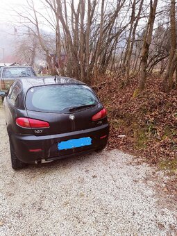 Alfa romeo 147 1.9jtm - 6