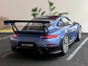 1:18 PORSCHE 911 GT2 RS - GT-Spirit Limited Edition - 6