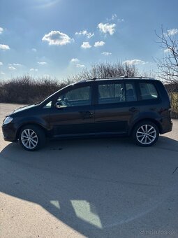 Volkswagen Touran 1.9 TDI 7-miestne - 6