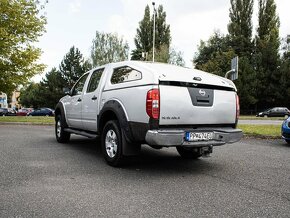 Nissan Navara 2.5 D - 6