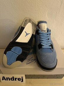 Air Jordan 4 Retro University Blue - 6